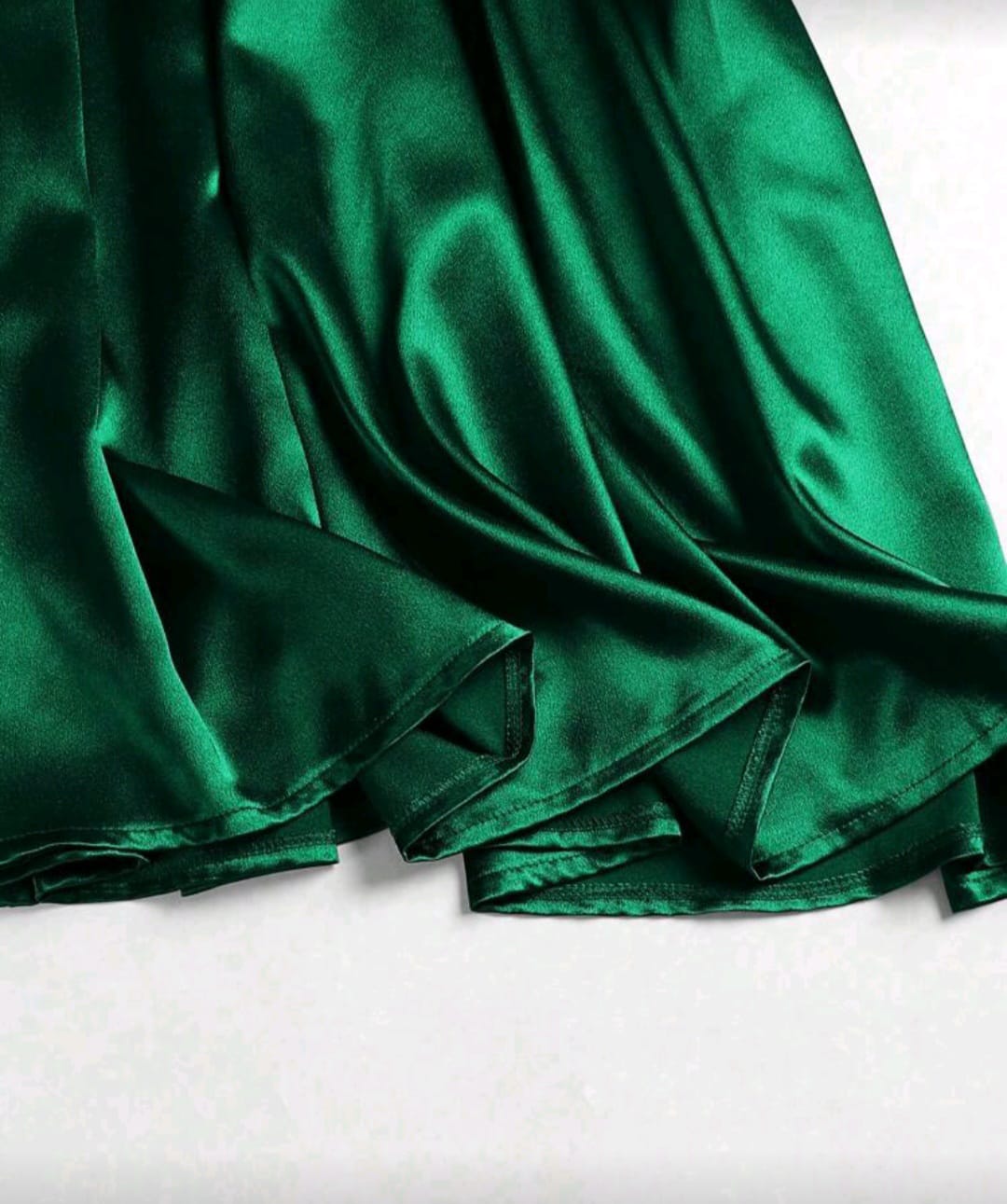 Fashionable Women's Waist Slimming Skirt - Image 3