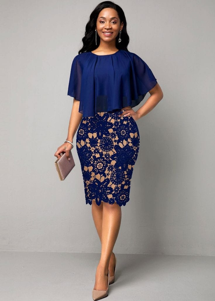 V-Neck Lace Dress - Image 3